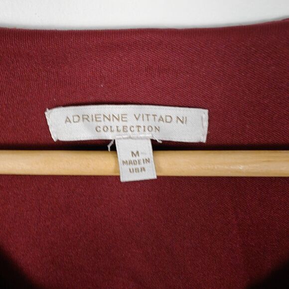 Adrienne Vittadini Rutched Shoulder Bubble Hem Dark Red Blouse Size M Flowy Chic - Picture 7 of 8